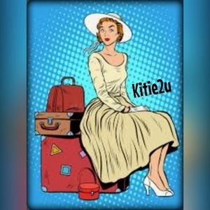 ✈️ Traveling Goodies ✈️